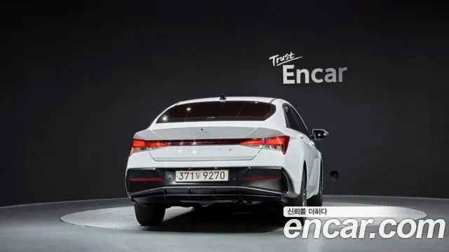 Hyundai AVANTE Новый Avante (CN7) — Фото автомобиля 4