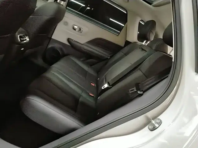 Leapmotor B10 — Фото автомобиля 16