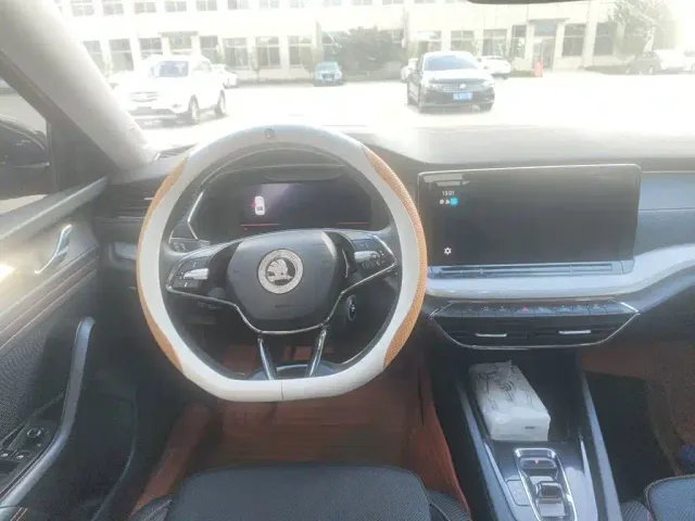 Skoda Octavia — Фото автомобиля 6