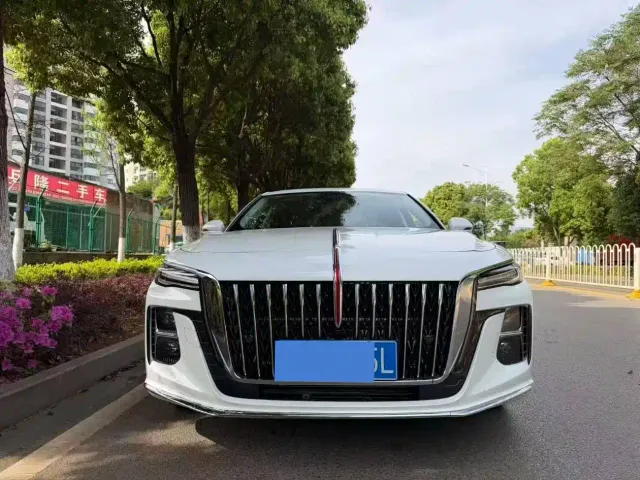 Hongqi H5 — Фото автомобиля 2