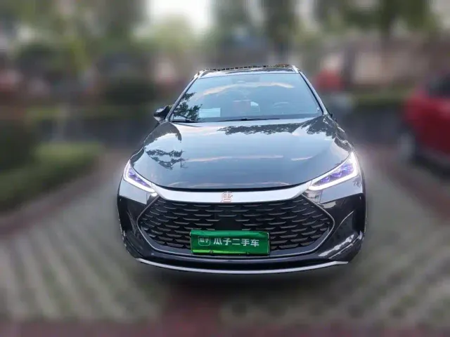 BYD Tang — Фото автомобиля 2