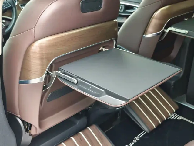 Mercedes-Benz V-Class — Фото автомобиля 22