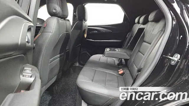 Chevrolet Trailblazer — Фото автомобиля 11