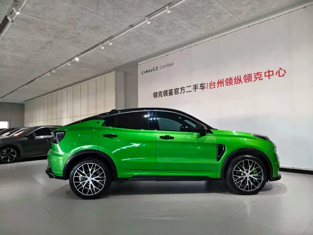 Lynk & Co 05 — Фото автомобиля 4
