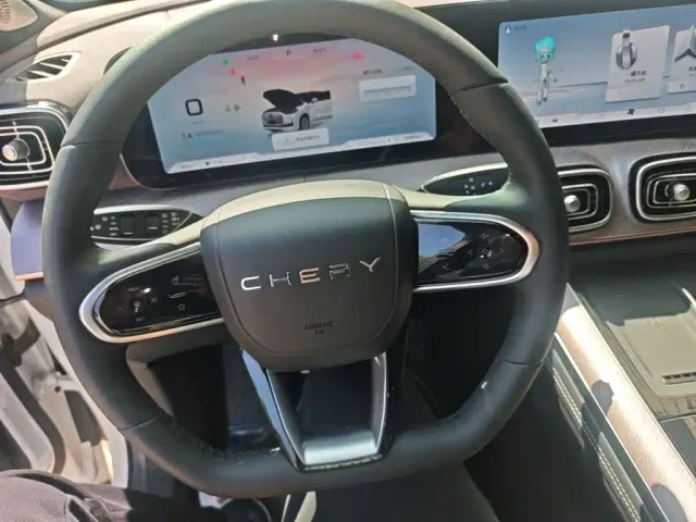 Chery Tiggo 9 — Фото автомобиля 10