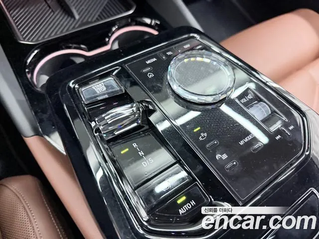 BMW 5-Series 5 серия (G60) — Фото автомобиля 17