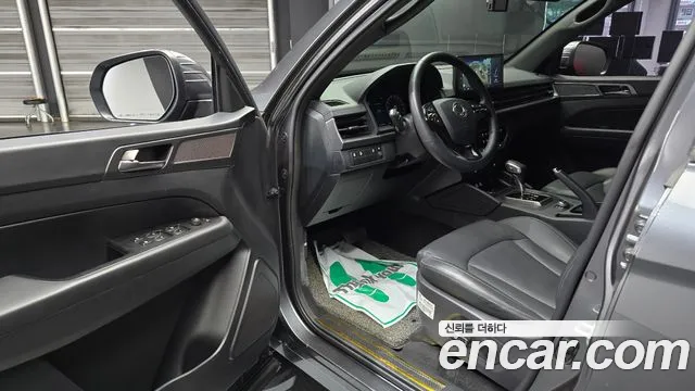 KG_Mobility_Ssangyong Rexton Новый Rexton Sport Khan Дизель 2.2 4WD — Фото автомобиля 11