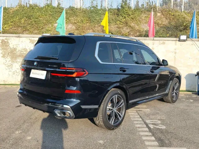 BMW X7 — Фото автомобиля 6