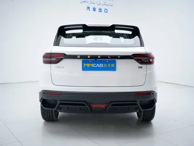 Geely Binyue — Фото автомобиля 12