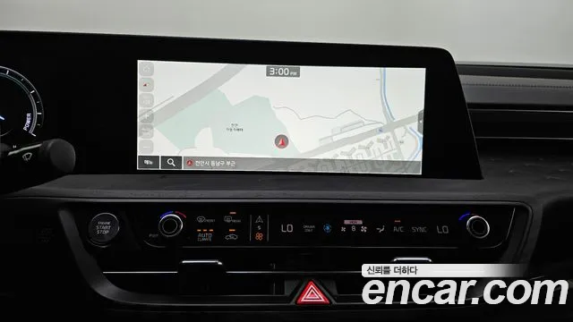 Kia K8 Hybrid — Фото автомобиля 20