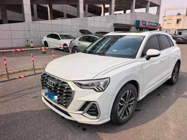 Audi Q3 — Фото автомобиля 3