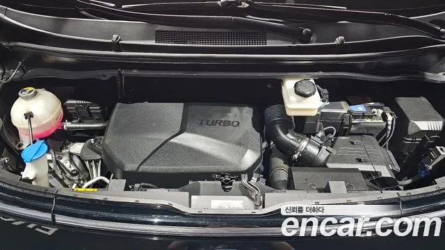 Hyundai Staria — Фото автомобиля 9