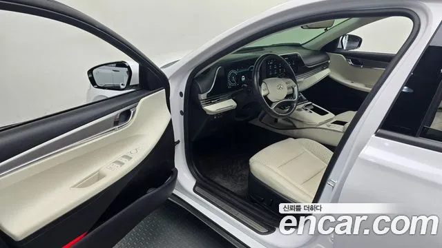 Hyundai Grandeur Grandeur (New) — Фото автомобиля 11