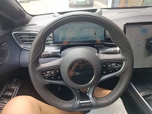 BYD Seal — Фото автомобиля 10