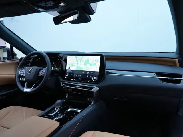 Lexus RX — Фото автомобиля 8