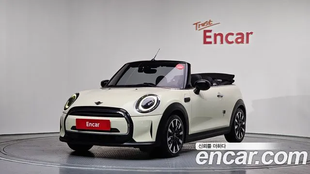 Фотография автомобиля — Mini Cooper Convertible