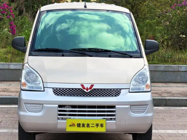 Wuling Rongguang — Фото автомобиля 9