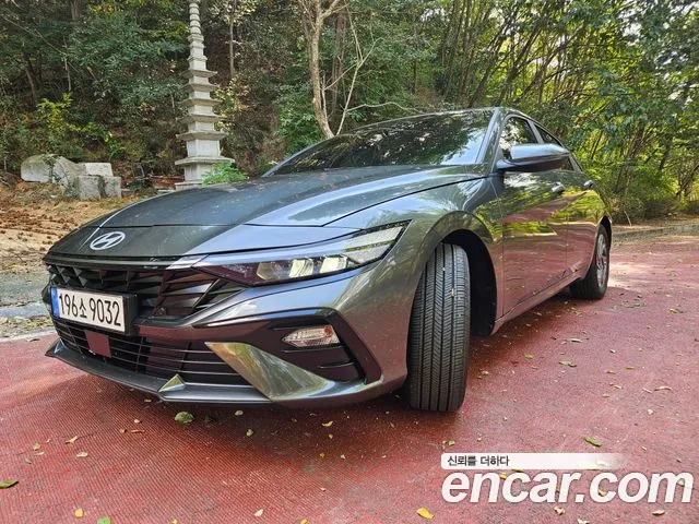Hyundai Avante — Фото автомобиля 4