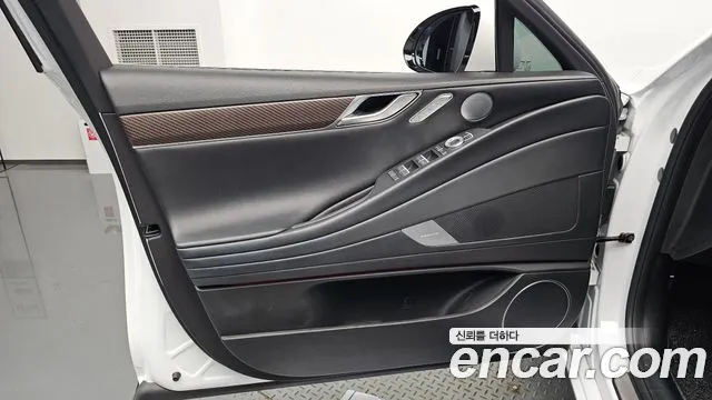 Genesis G80 RG3 — Фото автомобиля 13