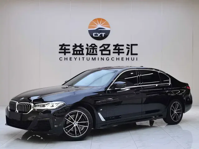 Фотография автомобиля — BMW 5 Series