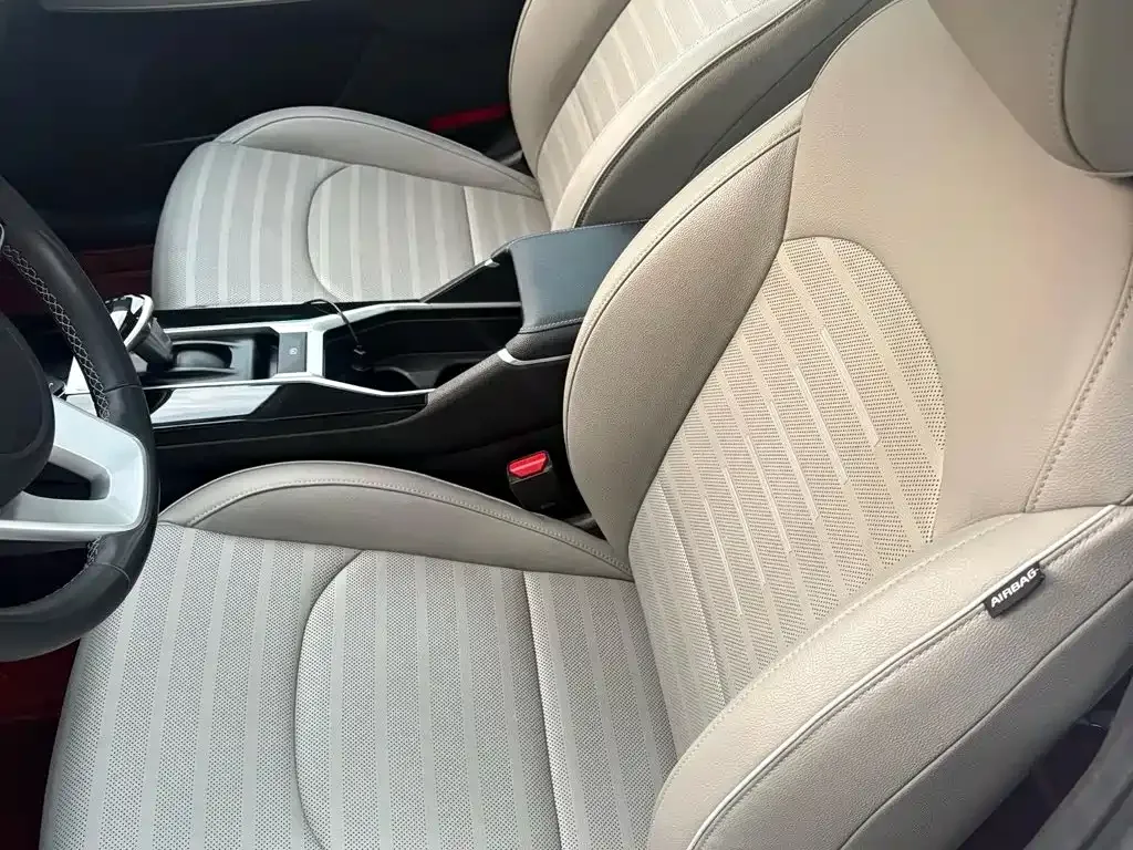 Kia Kia K3 2023 Model 1.5L CVT Luxury Edition — Фото автомобиля 11