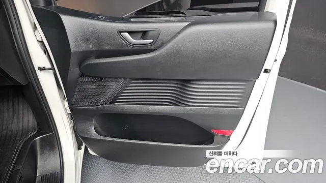 Hyundai Staria Staria Карго 5 мест — Фото автомобиля 24