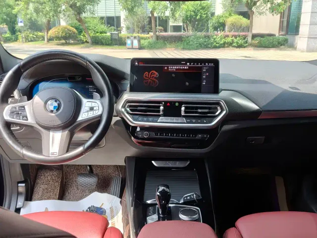 BMW X3 — Фото автомобиля 9