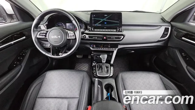 Kia Seltos — Фото автомобиля 7