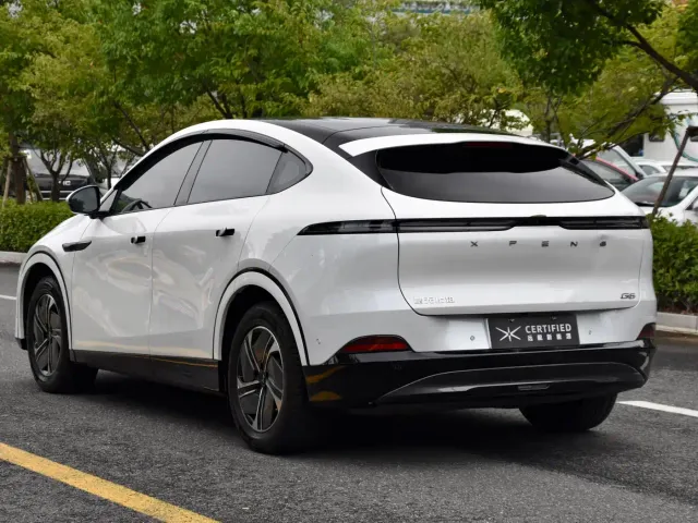 Xpeng G6 — Фото автомобиля 3