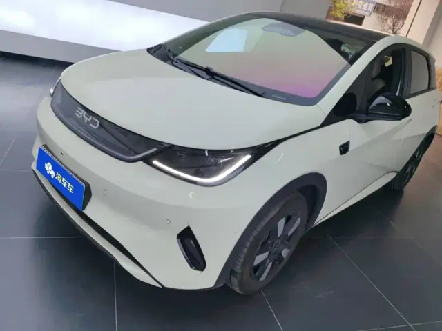 Фотография автомобиля — BYD Dolphin