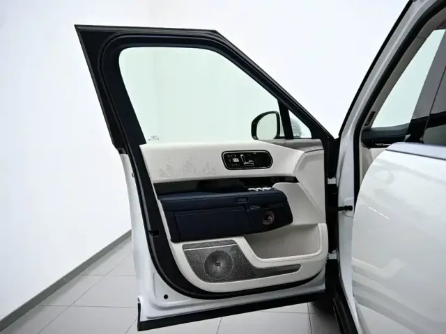 ZEEKR Zeekr 9X 2025 Standard Edition — Фото автомобиля 21