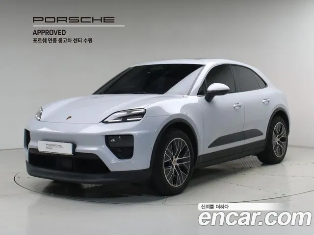 Фотография автомобиля — Porsche Macan