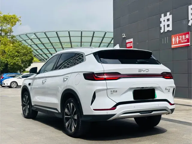 BYD Song PLUS — Фото автомобиля 17