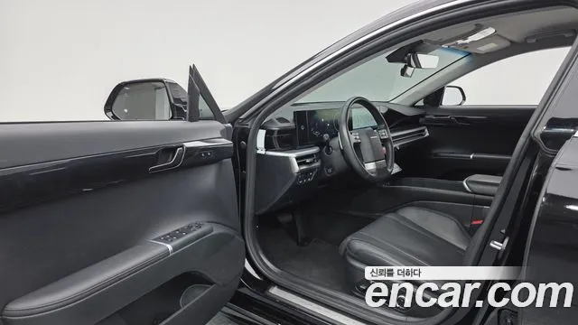 Hyundai Grandeur GN7 — Фото автомобиля 10