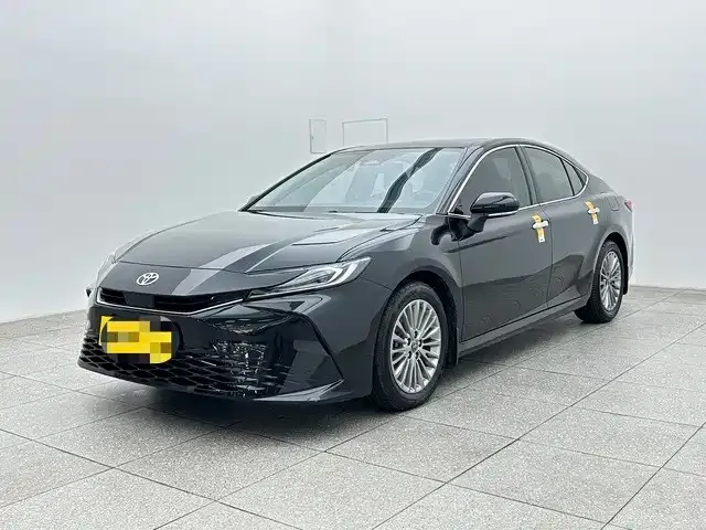 Фотография автомобиля — Toyota Camry