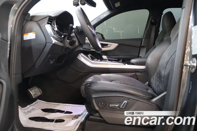 Audi Q7 55 TFSI quattro Premium — Фото автомобиля 17