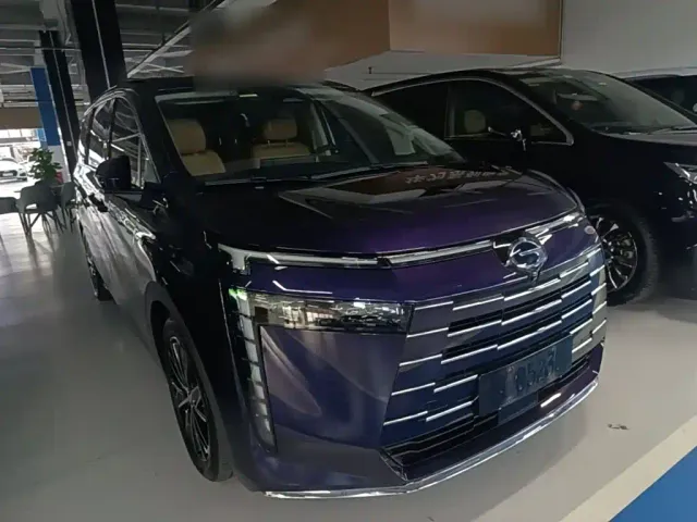 GAC Trumpchi E8 — Фото автомобиля 3