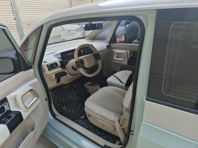 Baojun KiWi EV — Фото автомобиля 14