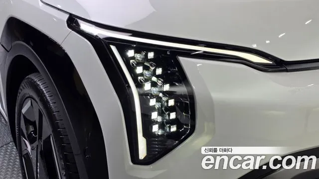Kia EV3 — Фото автомобиля 7
