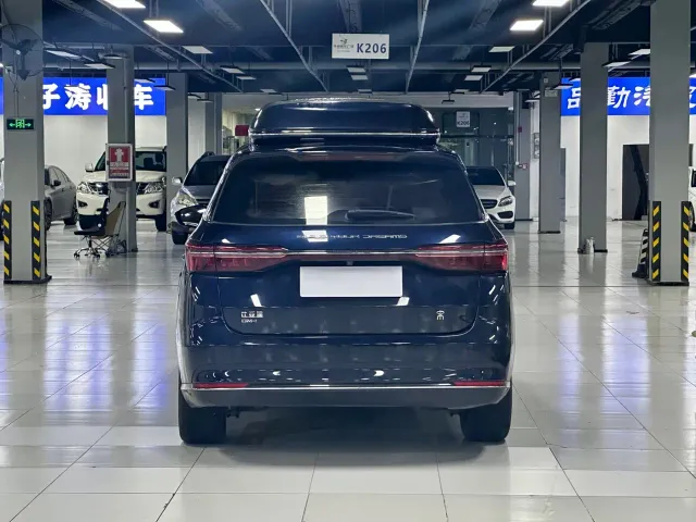 BYD Song MAX — Фото автомобиля 13
