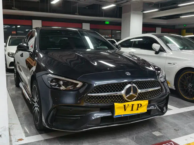 Mercedes-Benz C-Class — Фото автомобиля 3