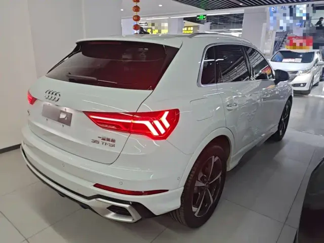 Audi Q3 — Фото автомобиля 6