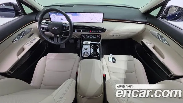 Genesis GV70 — Фото автомобиля 7