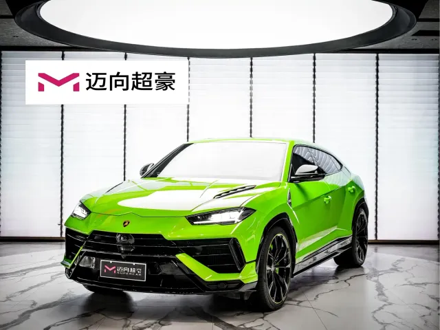 Фотография автомобиля — Lamborghini Urus