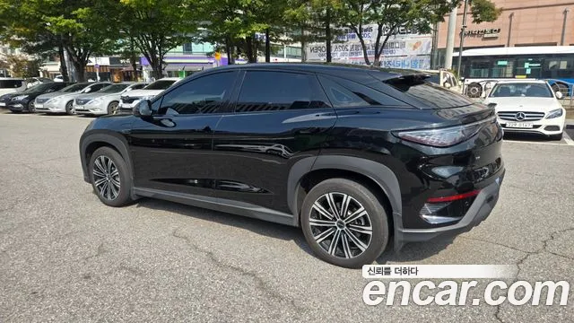 BYD Sealion 7 — Фото автомобиля 2