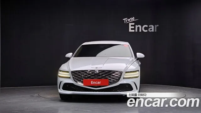 Genesis G80 Бензин 3.5 турбо AWD — Фото автомобиля 3