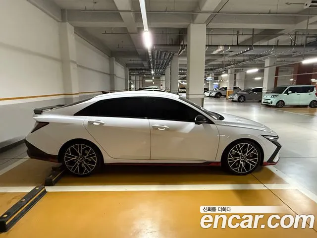 Hyundai Avante CN7 — Фото автомобиля 2