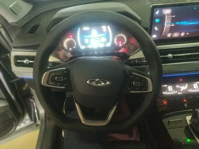 Chery Tiggo 8 — Фото автомобиля 10