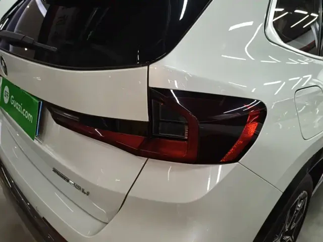BMW X1 — Фото автомобиля 7