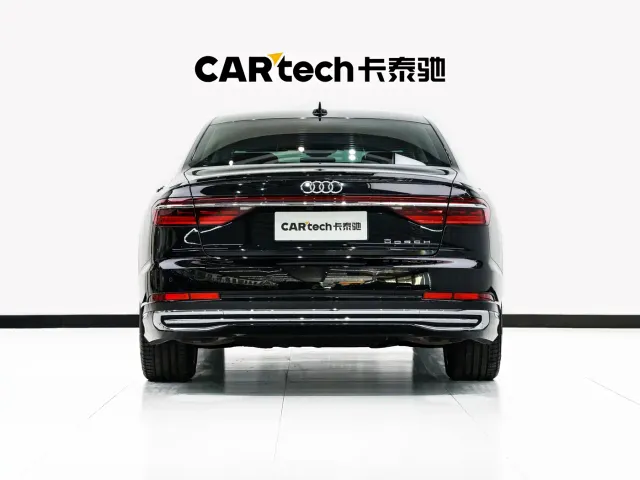 Audi A8 — Фото автомобиля 5